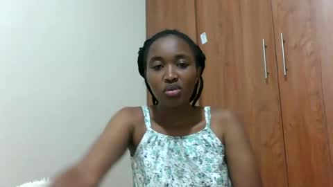kaylar online show from June 12, 7:11 pm