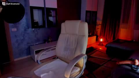 kaylee online show from December 19, 4:13 pm