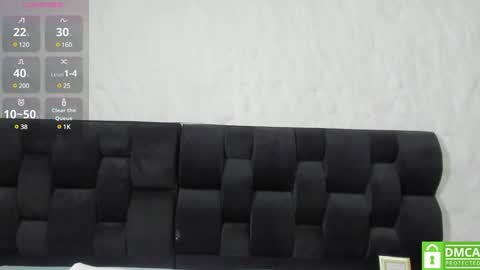 Snapshot of kaylee_sweet_ chatting on February 6, 3:37 am Kaylee sweet online show from February 6, 3:37 am