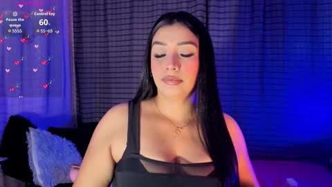 Snapshot of kayleemorales chatting on October 6, 5:40 pm Kaylee online show from October 6, 5:40 pm