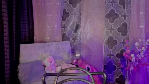 Kaylee online show from April 19, 6:10 pm