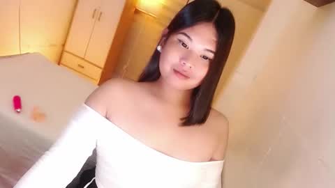 Y O U R        F U T U R E       K A Y L E E  online show from September 29, 6:02 pm