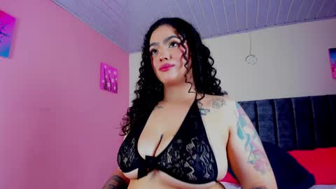 Kay online show from December 7, 8:05 pm