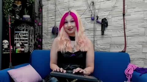 Snapshot of kaziaswart chatting on December 4, 12:19 am Miss Kazia online show from December 4, 12:19 am