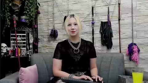 Snapshot of kaziaswart chatting on October 18, 10:11 pm Miss Kazia online show from October 18, 10:11 pm