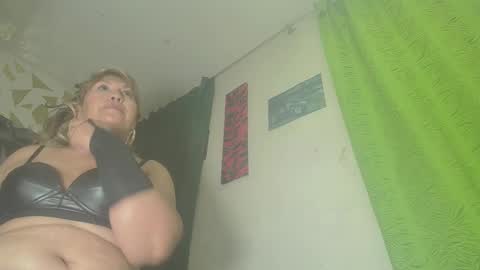 KAZSANDRAH online show from September 21, 5:17 am