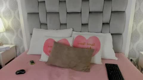 Keiira Fox online show from March 6, 11:27 am