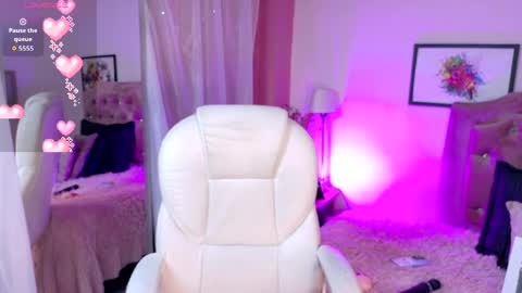    online show from April 23, 4:31 am