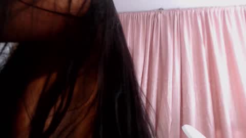 Snapshot of keira_blue chatting on October 3, 3:50 pm Keira online show from October 3, 3:50 pm