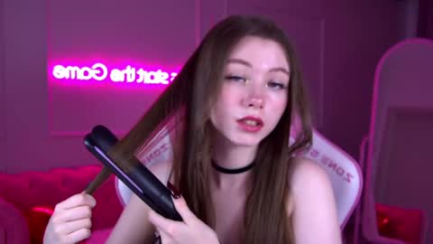 Keira online show from February 16, 6:10 am