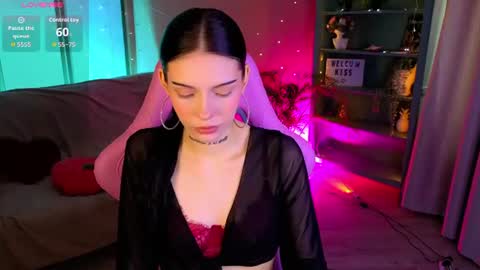 Kelly online show from July 2, 1:06 pm