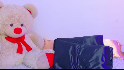 elena online show from April 24, 11:51 pm