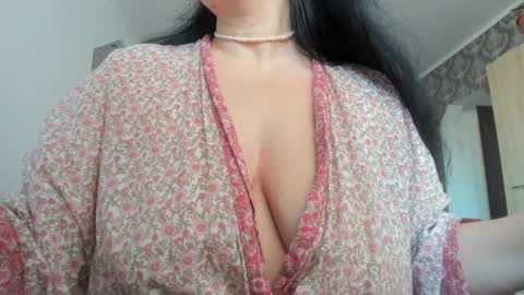 Monday - Friday  08 am - 3 pm GMT 3 online show from January 31, 9:05 am