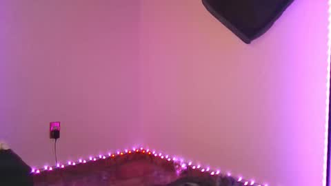 Kelsey Firefly online show from February 17, 6:51 pm