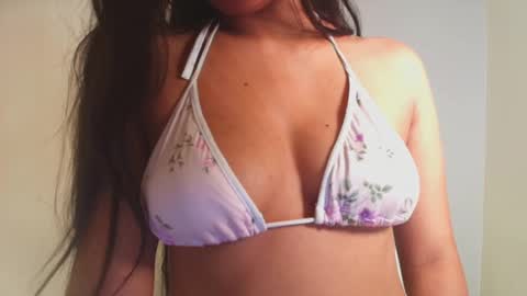 kelsie online show from October 5, 1:49 pm