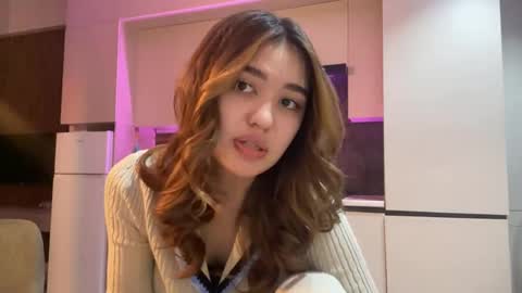 Luna online show from April 20, 6:11 pm