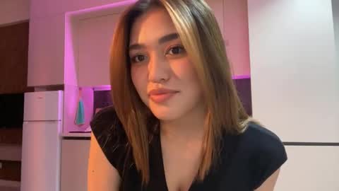 Luna online show from April 19, 6:10 pm