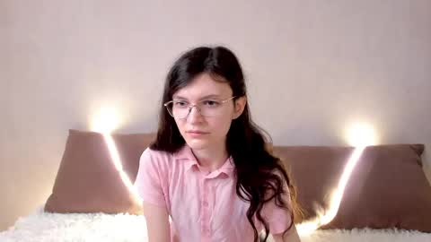 Kelsirabenold online show from April 22, 7:38 am