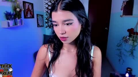 Carolina  online show from October 21, 2:21 pm