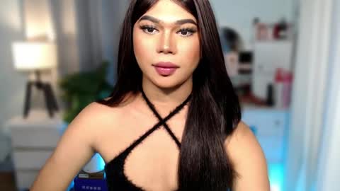 Ebony online show from July 21, 6:30 pm