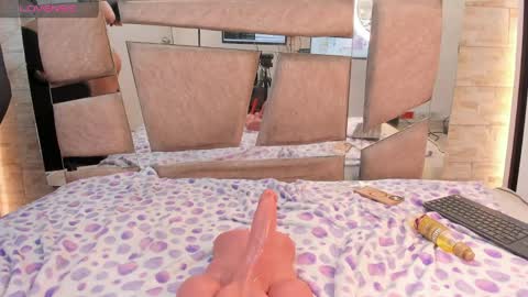 kendall online show from April 23, 12:29 pm