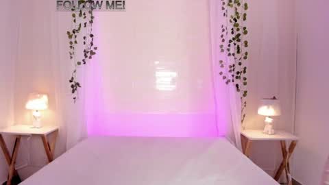 Kendal online show from July 19, 12:51 pm