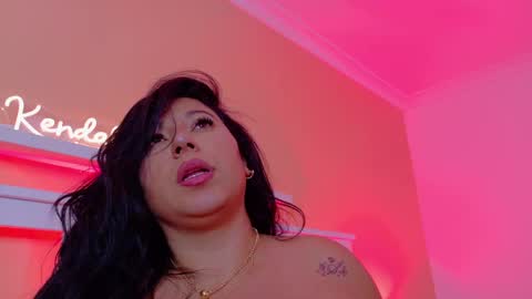   online show from April 24, 1:25 pm