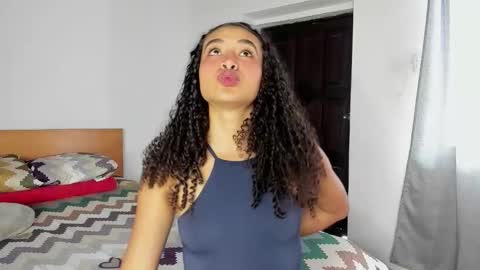 Kenia online show from February 4, 8:23 pm