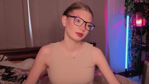 Lisa online show from January 8, 10:19 am