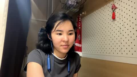 Jenny  online show from June 12, 9:06 am