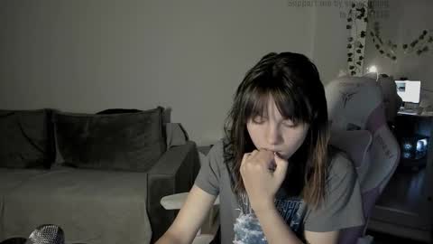 Snapshot of kesh_mne chatting on September 21, 5:17 am kesh_mne online show from September 21, 5:17 am