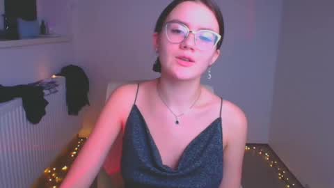 Snapshot of ketrin_pirsss chatting on January 26, 8:56 pm Ketrin online show from January 26, 8:56 pm