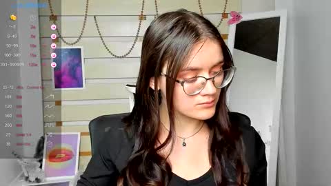 Snapshot of ketrin_pirsss chatting on September 13, 7:27 am Ketrin online show from September 13, 7:27 am