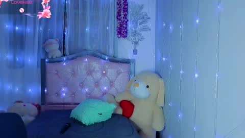 Snapshot of keyla_meow2002 chatting on September 11, 1:50 am keyla meow2002 online show from September 11, 1:50 am