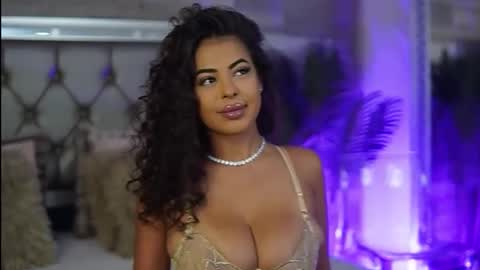 keylaconner online show from September 9, 2:11 am