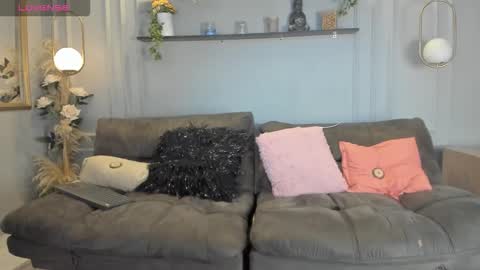 Snapshot of khaterine_hot_1 chatting on October 14, 9:06 pm Kathe Hot online show from October 14, 9:06 pm