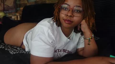 Snapshot of khayaparker chatting on September 9, 4:18 pm Khaya online show from September 9, 4:18 pm