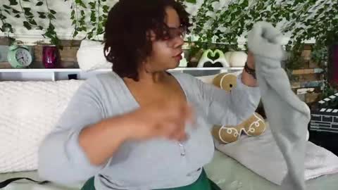 Snapshot of khayaparker chatting on March 8, 10:41 am Khaya online show from March 8, 10:41 am