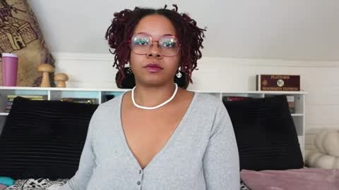 Khaya online show from February 14, 7:27 pm