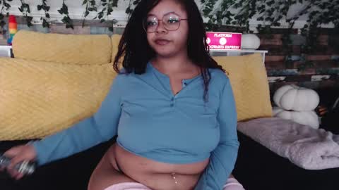 Snapshot of khayaparker chatting on February 12, 1:49 pm Khaya online show from February 12, 1:49 pm