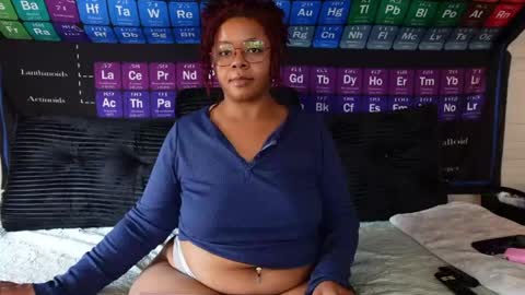 Khaya online show from April 14, 8:42 pm