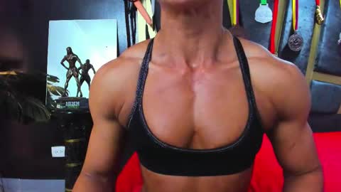Snapshot of khloe_rossich chatting on October 4, 7:07 pm online show from October 4, 7:07 pm