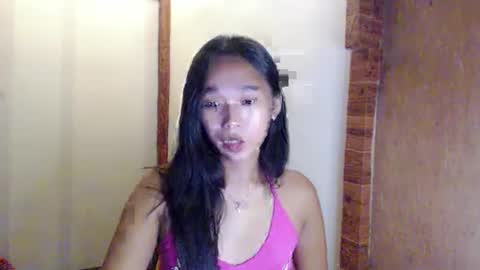Snapshot of kiara_bedisa143 chatting on March 5, 2:12 pm i love angel online show from March 5, 2:12 pm