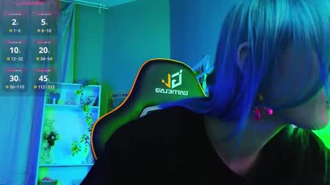 Snapshot of kiara_dream chatting on September 17, 9:24 pm Kira online show from September 17, 9:24 pm