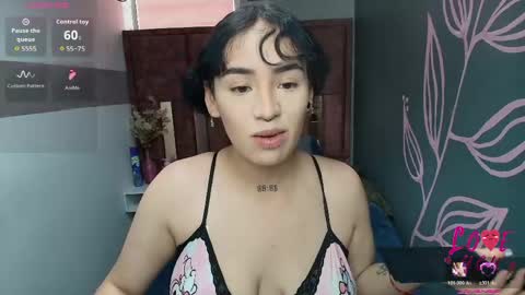 KIARA FOX online show from April 22, 8:50 pm