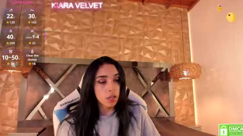 kiara_velvet__ online show from April 28, 5:33 am