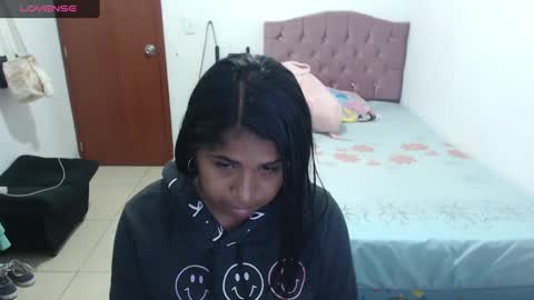 Snapshot of kiara_williamss chatting on December 22, 10:47 pm Kiara online show from December 22, 10:47 pm