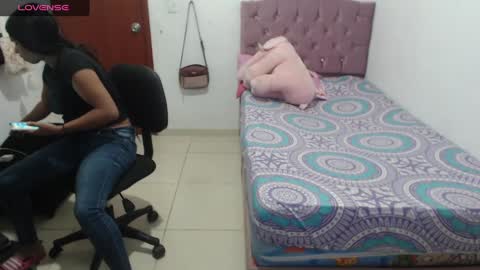 Snapshot of kiara_williamss chatting on February 13, 1:08 am Kiara online show from February 13, 1:08 am