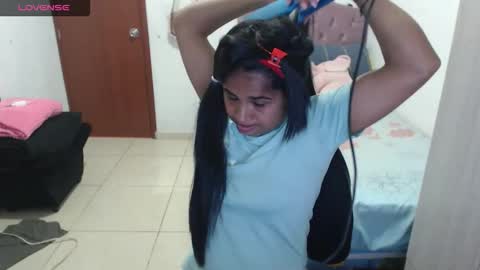 Snapshot of kiara_williamss chatting on September 17, 6:50 pm Kiara online show from September 17, 6:50 pm