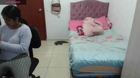 Snapshot of kiara_williamss chatting on October 1, 12:26 am Kiara online show from October 1, 12:26 am